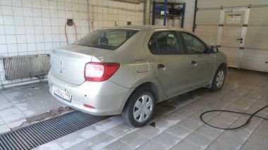 Renault Logan 2017 года, 136 000 км - вид 3