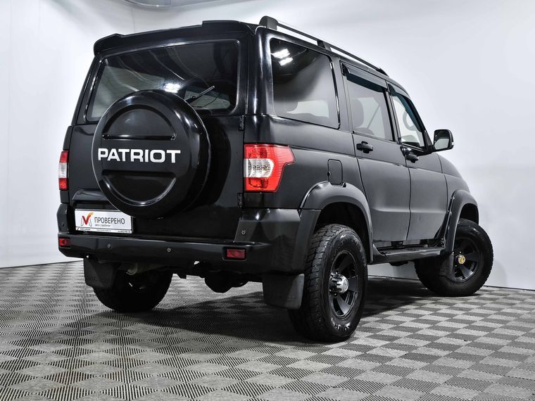 УАЗ Patriot 2019 года, 87 000 км - вид 5