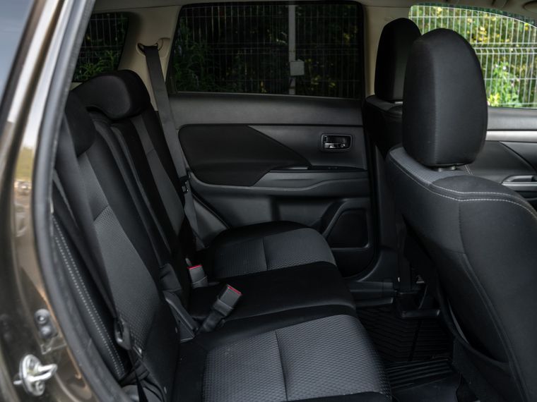 Mitsubishi Outlander 2018 года, 316 291 км - вид 15
