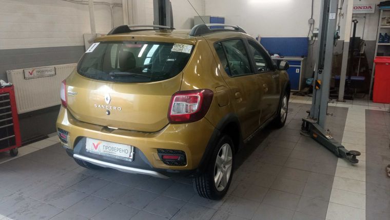 Renault Sandero Stepway 2016 года, 133 883 км - вид 3