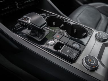 Volkswagen Touareg 2019 года, 123 994 км - вид 10