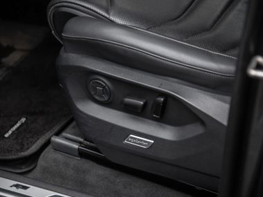 Volkswagen Touareg 2019 года, 123 994 км - вид 15