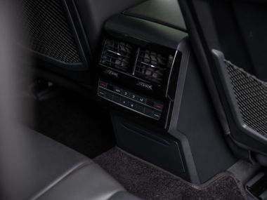 Volkswagen Touareg 2019 года, 123 994 км - вид 19