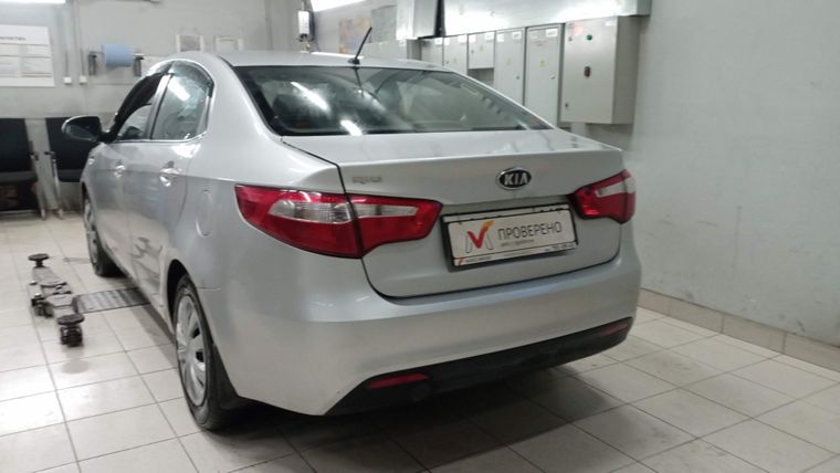 KIA Rio 2012 года, 219 772 км - вид 4