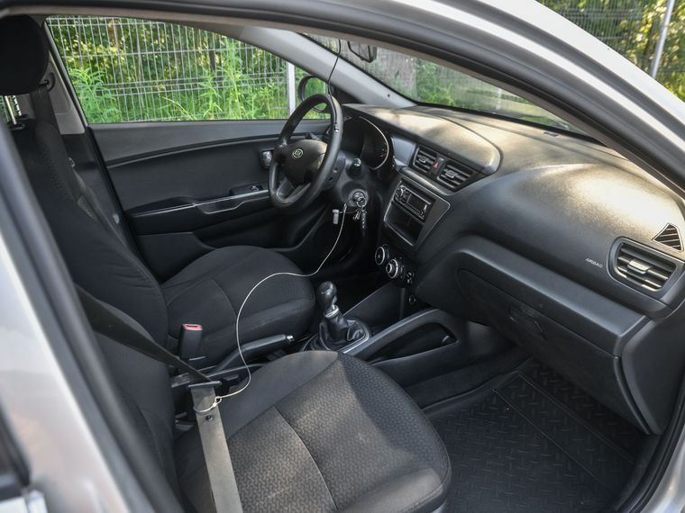KIA Rio 2012 года, 219 772 км - вид 11