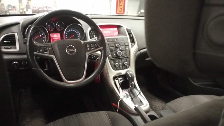 Opel Astra 2011 года, 168 441 км - вид 5