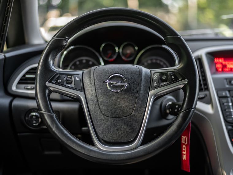 Opel Astra 2011 года, 168 441 км - вид 6