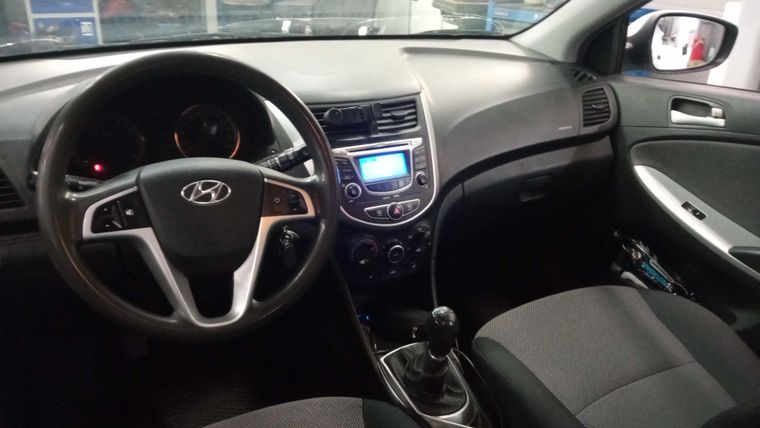 Hyundai Solaris 2013 года, 215 266 км - вид 4