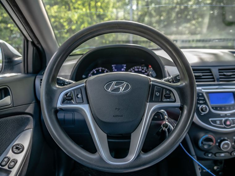 Hyundai Solaris 2013 года, 215 266 км - вид 6