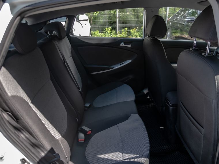 Hyundai Solaris 2013 года, 215 266 км - вид 10