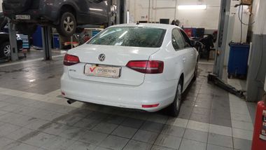 Volkswagen Jetta 2016 года, 177 306 км - вид 3