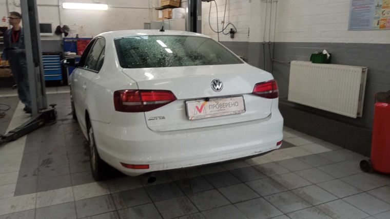 Volkswagen Jetta 2016 года, 177 306 км - вид 4 Volkswagen Jetta 2016 года, 177 306 км - вид 4