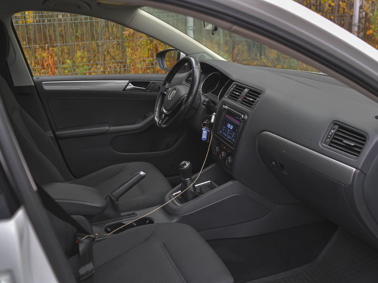 Volkswagen Jetta 2016 года, 177 306 км - вид 12