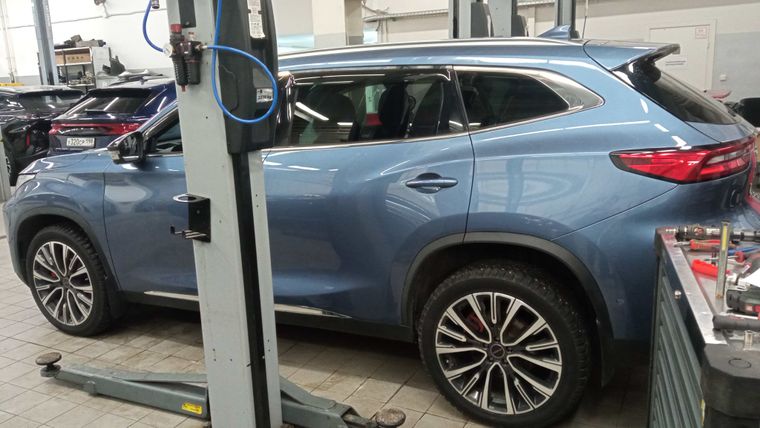 Exeed TXL 2023 года, 52 951 км - вид 4