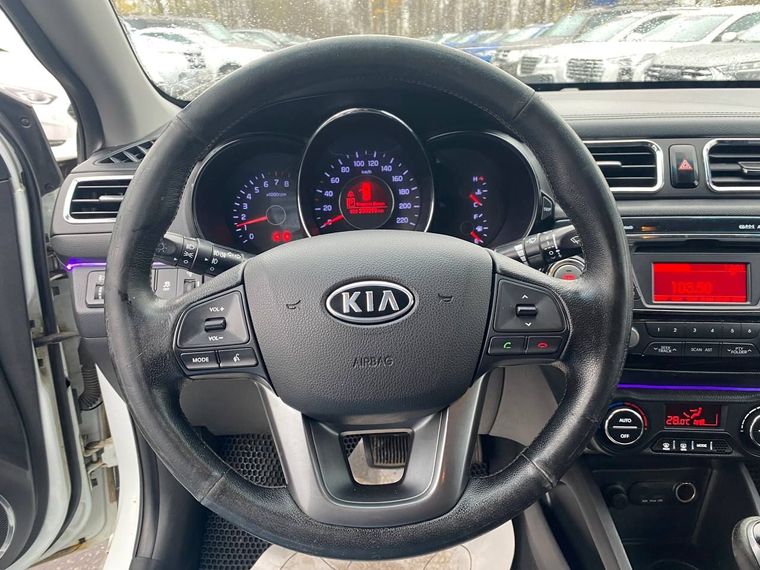 KIA Rio 2012 года, 330 394 км - вид 8