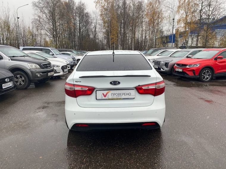 KIA Rio 2012 года, 330 394 км - вид 5