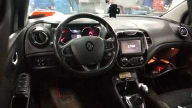 Renault Kaptur 2018 года, 116 165 км - вид 5