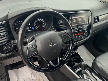 Mitsubishi Outlander 2019 года, 100 936 км - вид 11