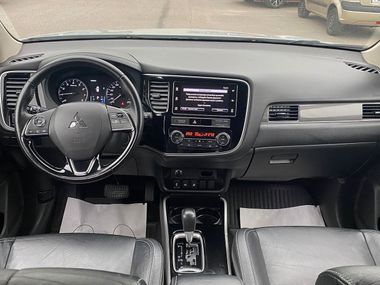 Mitsubishi Outlander 2019 года, 100 936 км - вид 7