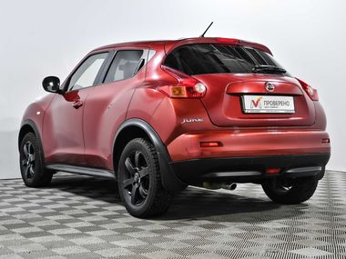 Nissan Juke 2012 года, 169 394 км - вид 6