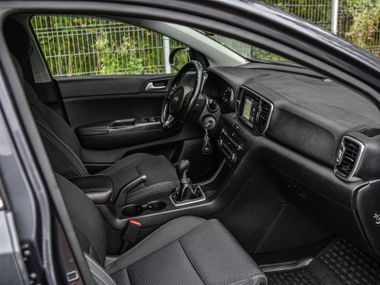 KIA Sportage 2017 года, 196 427 км - вид 17