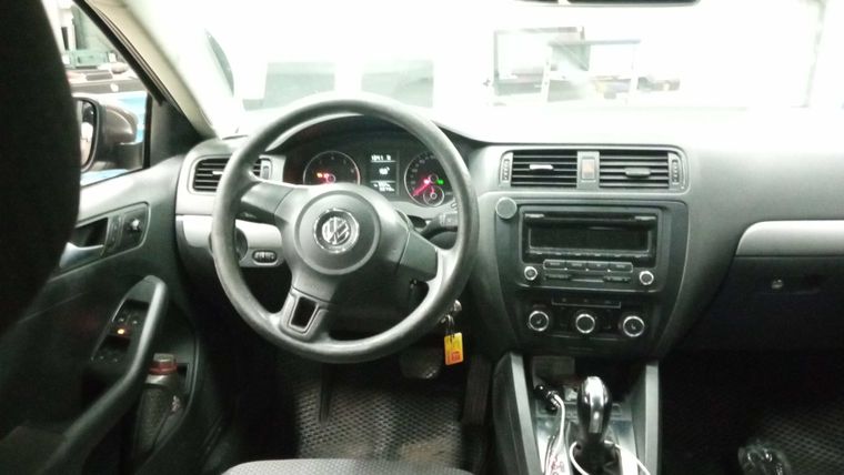 Volkswagen Jetta 2011 года, 159 742 км - вид 5