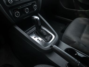 Volkswagen Jetta 2011 года, 159 742 км - вид 8