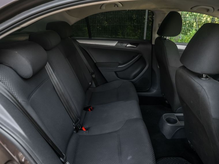 Volkswagen Jetta 2011 года, 159 742 км - вид 10
