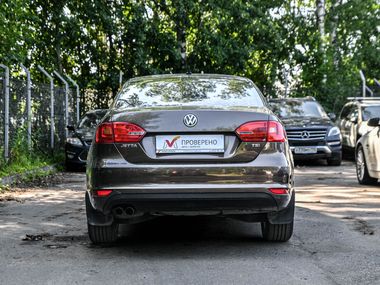 Volkswagen Jetta 2011 года, 159 742 км - вид 4