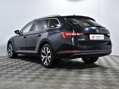 Skoda Superb 2018 года, 286 022 км - вид 7