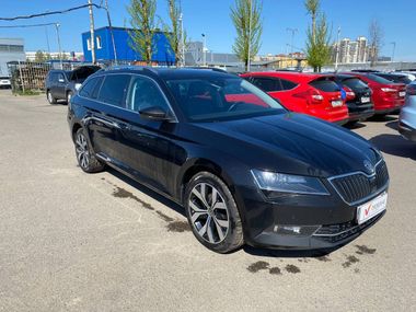Skoda Superb 2018 года, 286 022 км - вид 3