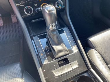Skoda Superb 2018 года, 286 022 км - вид 11
