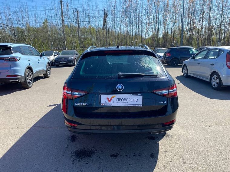 Skoda Superb 2018 года, 286 022 км - вид 5