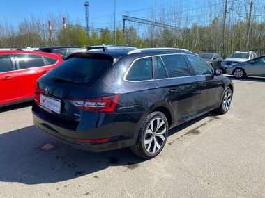 Skoda Superb 2018 года, 286 022 км - вид 4