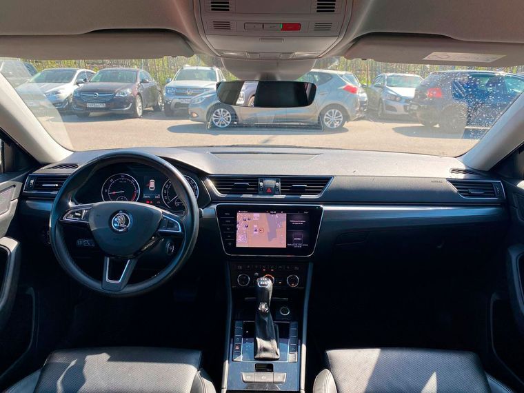 Skoda Superb 2018 года, 286 022 км - вид 7