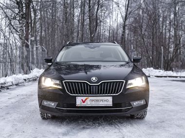 Skoda Superb 2018 года, 286 022 км - вид 3