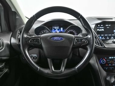 Ford Kuga 2018 года, 143 615 км - вид 9