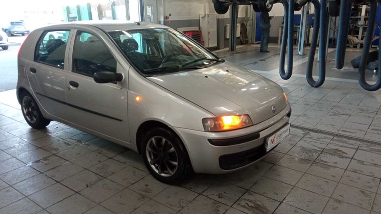 FIAT Punto 2001 года, 174 990 км - вид 3