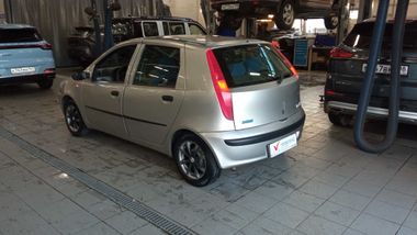 FIAT Punto 2001 года, 174 990 км - вид 5