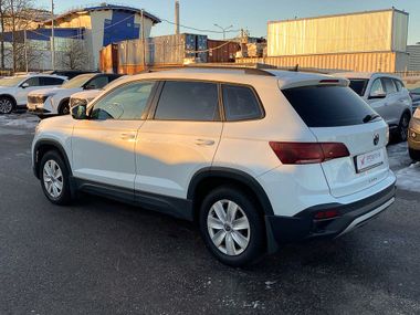 Volkswagen Taos 2021 года, 85 000 км - вид 7