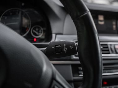BMW 5 серия 2013 года, 190 000 км - вид 7