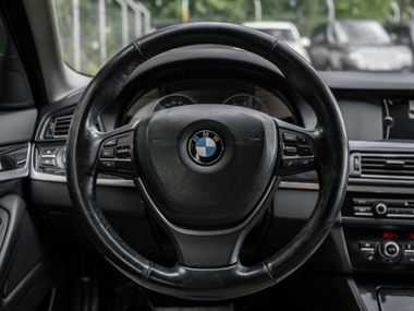 BMW 5 серия 2013 года, 190 000 км - вид 6