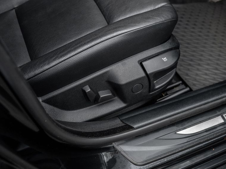 BMW 5 серия 2013 года, 190 000 км - вид 16