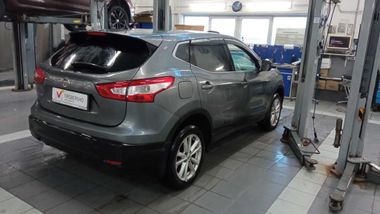 Nissan Qashqai 2015 года, 284 215 км - вид 3
