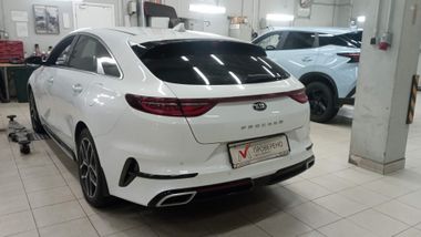 KIA ProCeed 2021 года, 80 728 км - вид 3