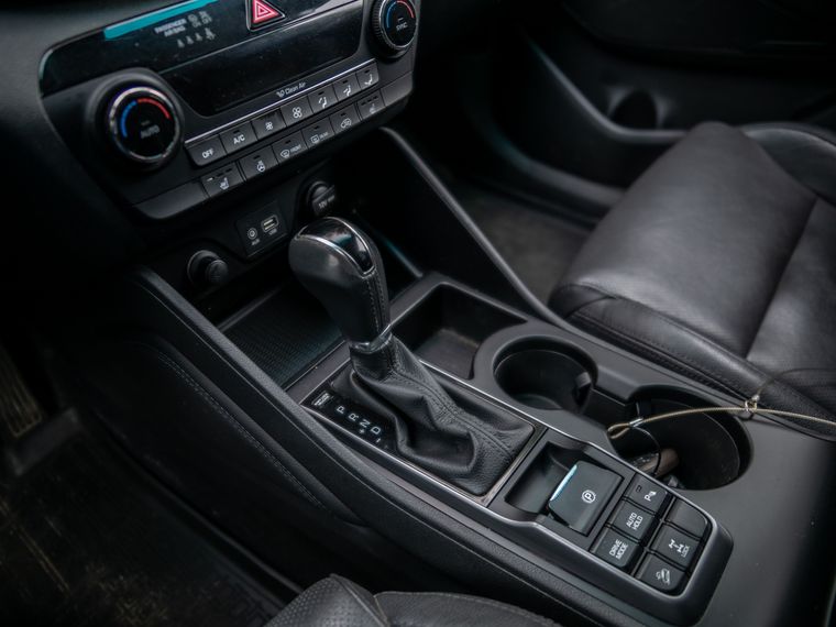 Hyundai Tucson 2016 года, 219 833 км - вид 11