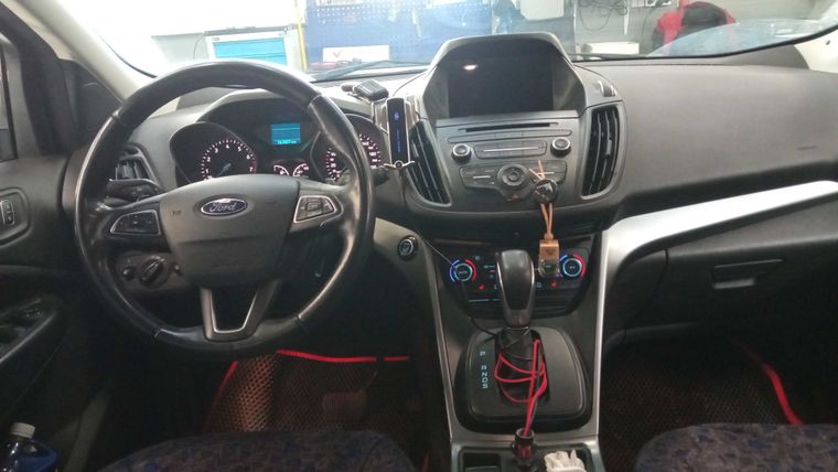 Ford Kuga 2017 года, 167 027 км - вид 5