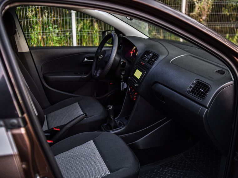 Volkswagen Polo 2015 года, 200 142 км - вид 11