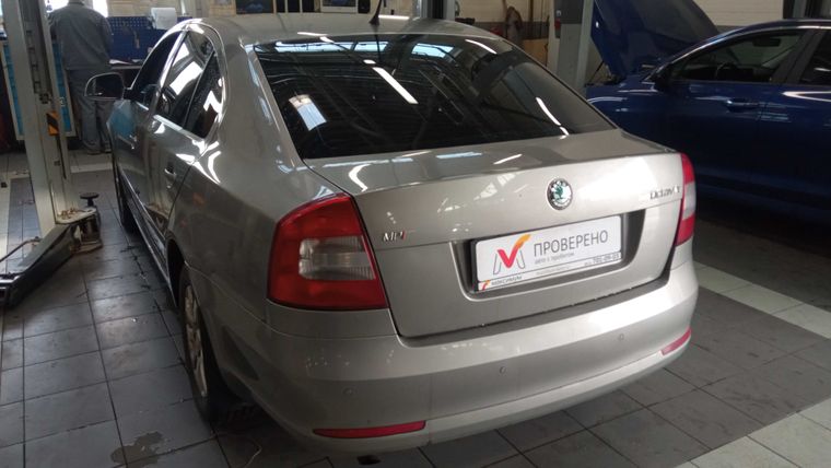 Skoda Octavia 2012 года, 296 968 км - вид 5