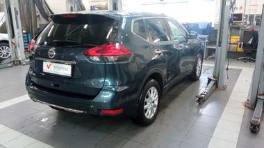 Nissan X-Trail 2020 года, 150 000 км - вид 3